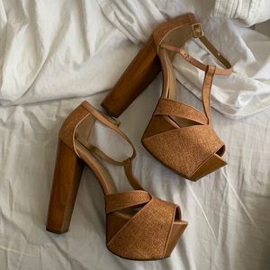 Light pink with wood heel high heels